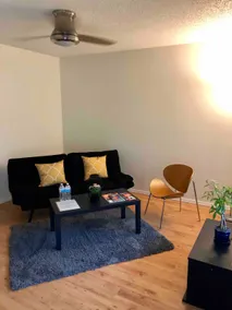 Spacious 2BR Townhome: Walkable, Parking, NearI-49 - Image 3