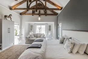 Thesen Harbour Town Apartments @ Beautiful Knysna Villas - Image 2