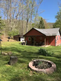 Charming Cottage Near Greenbrier River - Image 4
