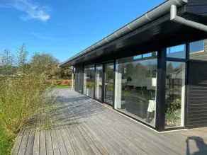 Modern house in beautiful natural surroundings - Image 2
