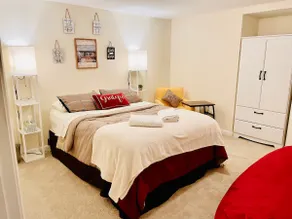 LUXURY PRIVATE BASEMENT *KING, QUEEN & SOFA BEDS* - Image 5