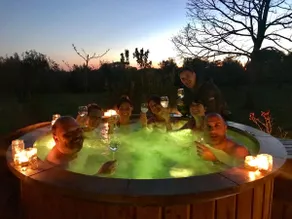 Magical 1900s Farmhouse near Rome with hot tub - Image 2