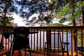 The Fishing Cottage: A Sweetwater Stay - Image 3