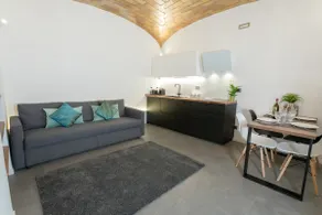 Testaccio historic house - Image 2