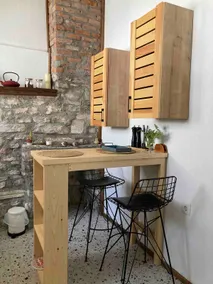 Stone house on Urla Sanat Street - Image 3