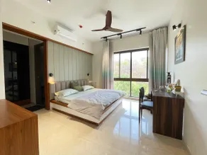 Class & Comfort amidst greenary - Image 4