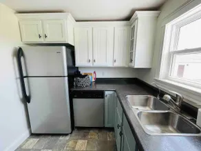 Charming Coastal Farmhouse Close to World Class Golfing, Beaches & Trails - Image 3