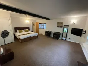 Garden House - Image 2