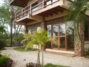 CASA LINDA VISTA / WALK To BEACH & SURFING / PEACEFUL & PRIVATE / SLEEPS 2 to 8 - Image 5