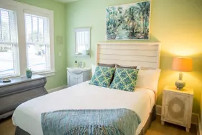 NY LISTE! ☼ The Cottage Next Door (Downtown Sarasota) - Image 5