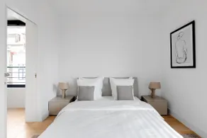 Premium apartment • Balcony & 2 bedrooms - Image 2