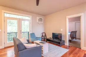 Granny Flat in leafy SW Portland - Image 2
