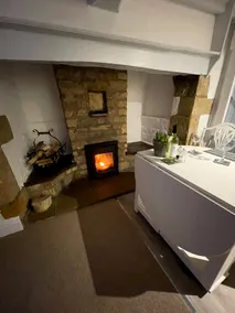 Cotswolds Cottage Ilmington with Wood Burning Stove & BBQ - pet friendly - Image 5