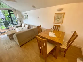 Riverside 2 bedroom home with private garden - Image 4