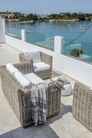 Laia Seafront Luxury Apartments - Image 5