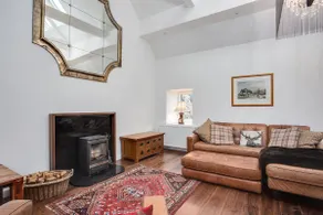 The Old Barn, Country Cottage in courtyard setting - Image 4