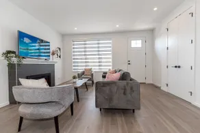 Newer House Near Southgate Main Floors sleeps 6 - Image 2
