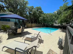 Pool |Walk-2-Beach & Restaurants | OakTree Patio - Image 5