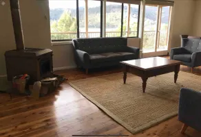 3 Bedroom Lakeview Cottage with Drying/Bike Room - Image 2
