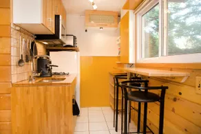 European-style Apartment Near NIH - Image 5