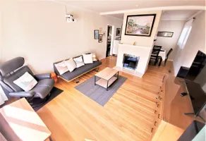 Mid-Century Mod - Image 2