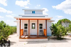 Secluded Sky Cabin at White Branch near Austin - Image 2