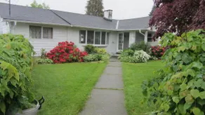Coquitlam's Starlight Suite! - 2 Bedroom - Image 3