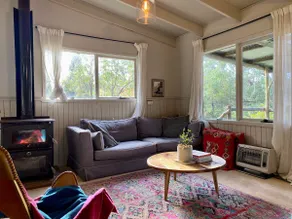The Cloud House Hampton - Rustic Alpine Retreat - Image 3