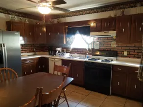 4 bedroom house in Shadyside. Gas & Oil Workers - Image 4
