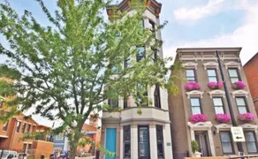 Stunning Penthouse Style Condo in OTR with Parking - Image 2