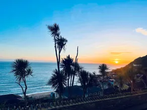 Stunning sea views Ventnor Apartment - Image 5