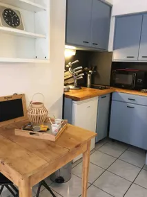 Private studio, in the heart of the village and 300 m from the Lake - Image 2
