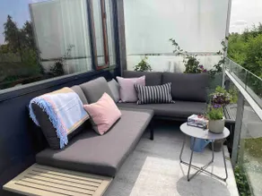 Lovely apartment with free parking on site - Image 4