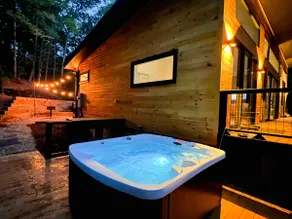Modern Mountain Getaway with Hot Tub, Fire Pit - Image 2