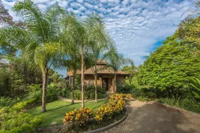Private Dschungelvilla mit Meerblick, Infinity-Pool, Wildlife & A / C - Image 5