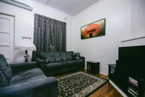 00 ADDISON 3BR Cottage Home... - Image 5