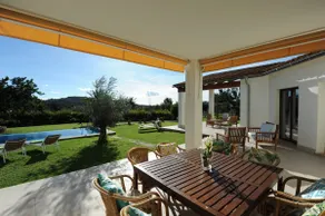 Chalet with swimming pool and barbecue. Wonderful views - Image 3