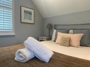 The Annexe: a contemporary space in leafy Surrey. - Image 2