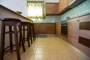 St George's Castle House - Image 4