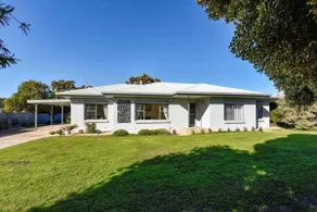 Central 3 bedroom family  retreat - Image 5