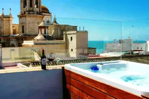 Spectacular Views & jacuzzi attic - Image 2