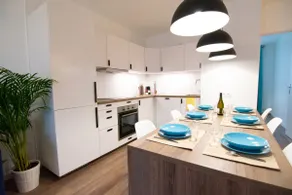 Chez Jules - Tram, Bus, 8 pers., 3ch, wifi - Image 3