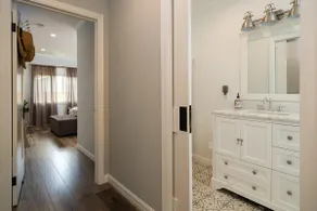 Guest Place in Pasadena w/ Private Entrance - Image 3