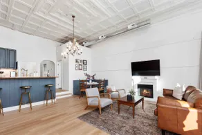 The Bank House on Main - Walkable | Historic - Image 2
