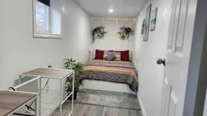 Sol Apartment - Beautiful 2 Bedroom Near Airport - Image 5
