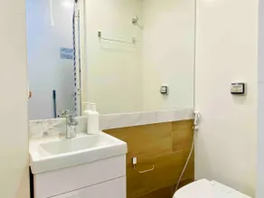 2-bedroom apartment - panoramic view and garage - Image 5