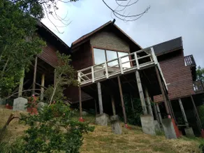 Spacious chalet with a tub and panoramic views. - Image 2