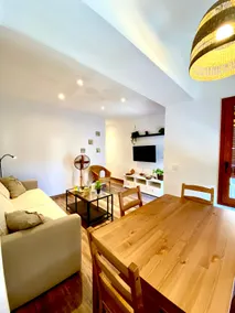 El Pati Apartment - Image 2