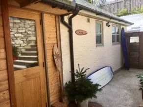 ”The Cribbar” Bespoke annex sleeping 2 Porthtowan - Image 2
