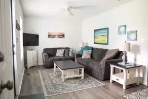 Cottage by the Coast - Image 2